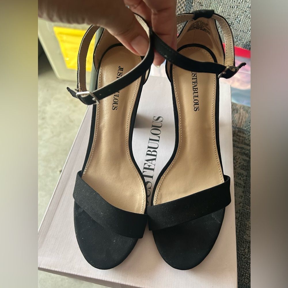 JustFab Black Heels with Elegant Design